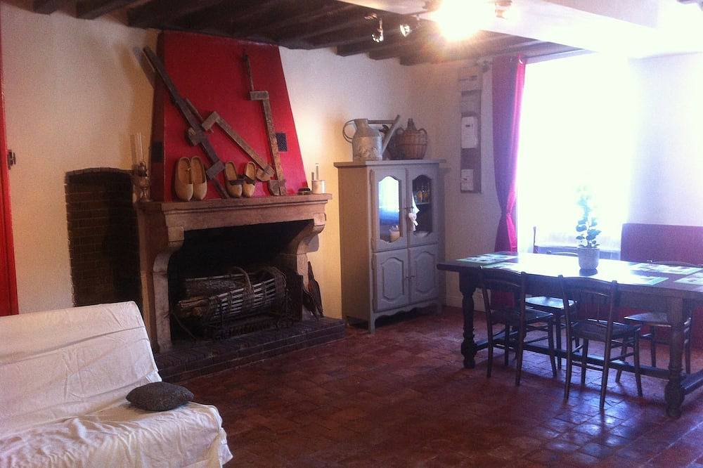 Gîte \"le crot des vignes\" - Vezelay-Avallon-Clamecy in Chamoux, Arrondissement d'Avallon
