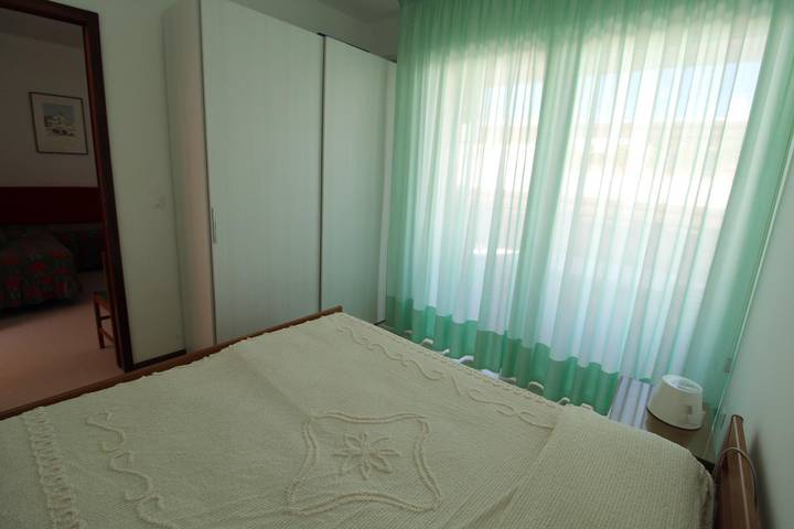 Ferienwohnung für 4 Personen, mit Terrasse in Lignano Sabbiadoro - 4