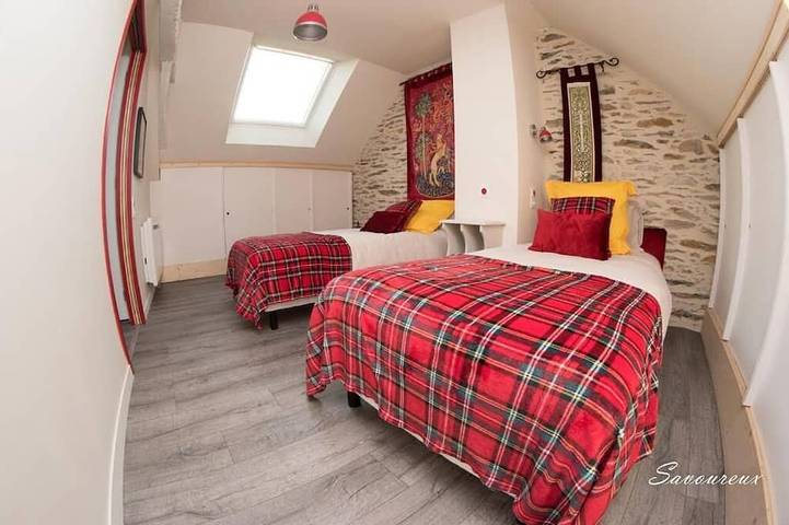 Gîte pour 14 personnes, avec jardin à Challain-la-Potherie - 4