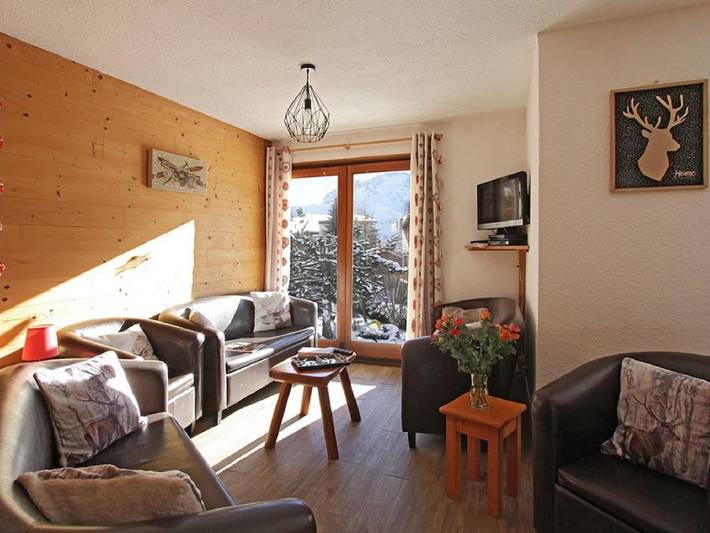 Chalet pour 15 personnes, avec balcon ainsi que jacuzzi et jardin, adapté aux familles - 1