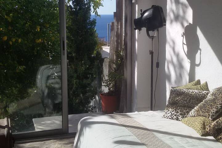 Ferienwohnung für 2 Personen, mit Balkon und Garten sowie Pool in Cala Major - 2