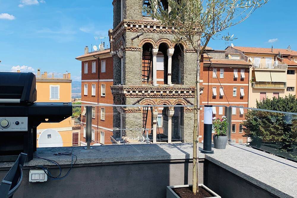 Apartamento entero, Frascati Tower B&B in Frascati, Castelli Romani