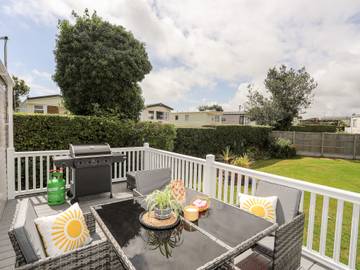 Caravan for 4 People in Afon Wen, Gwynedd, Photo 1