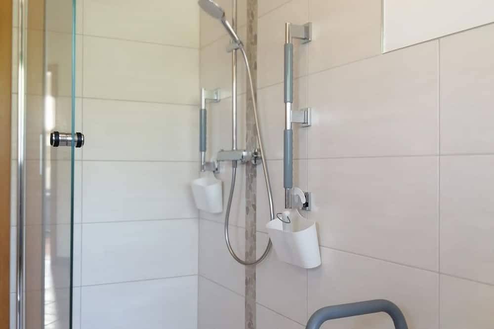 Ganze Wohnung, Ferienwohnung \"Zwenkauer See\" - direkt am Waldbad Zwenkau in Zwenkau, Zwenkauer See