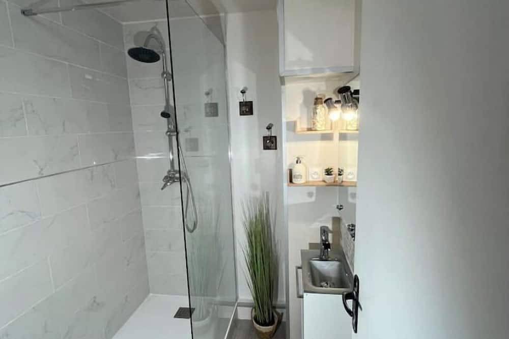 Entire apartment, Cosy studio near the sea in Merville-Franceville-Plage, Caen region