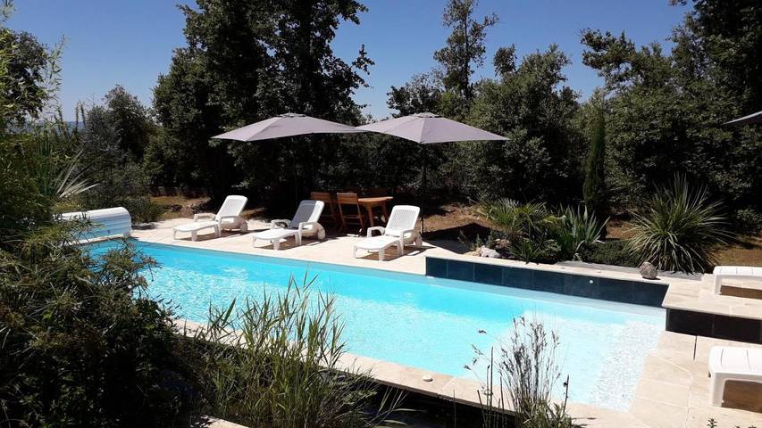 Chambre d’hôte pour 4 personnes, avec vue ainsi que piscine et jardin à Lorgues - 3