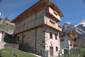 Gîte pour 4 personnes, avec vue sur le lac et vue à Alleghe