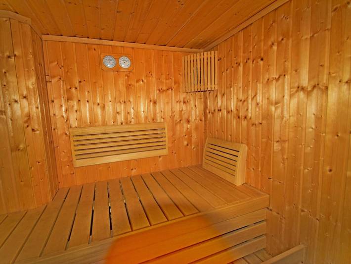Ferienhaus für 8 Personen mit Terrasse in Krokowa