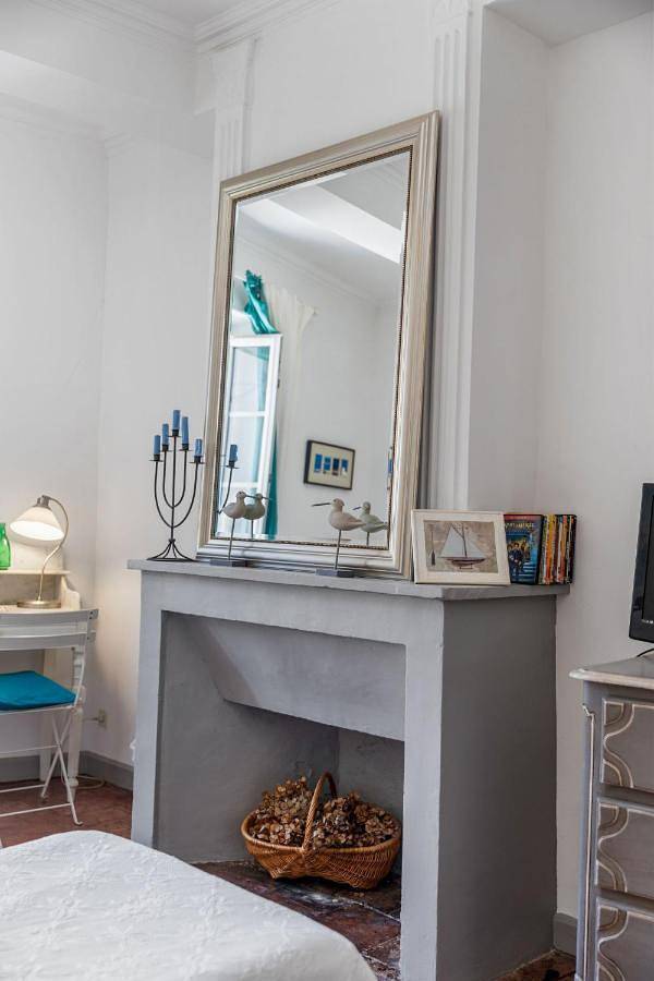 Location de vacances pour 2 personnes, avec piscine et jardin à Valros - 2