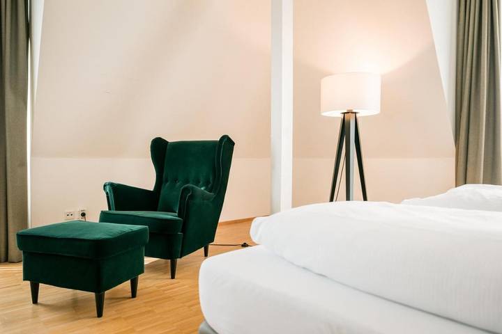 Hotel für 5 Personen, mit Terrasse und Sauna in Singen - 3