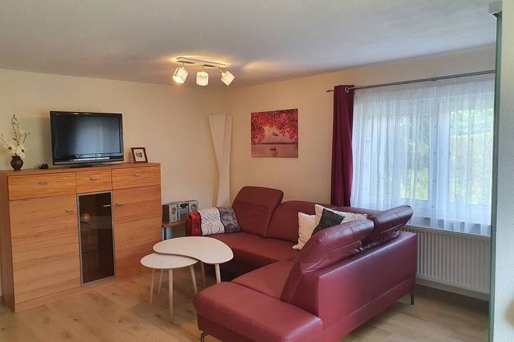 Ferienwohnung für 4 Personen, mit Garten in Steina