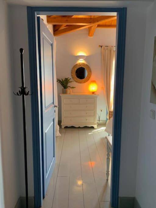 Location de vacances pour 8 personnes, avec Balcon et Terrasse ainsi que Jardin et Piscine dans Spetses - 4