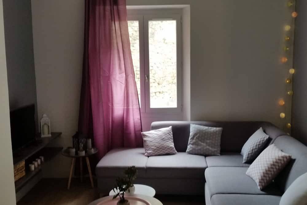 Appartement entier, Le Coin Salonais. Bon vivre en Provence in Salon-de-Provence, Côte méditerranéenne (France)