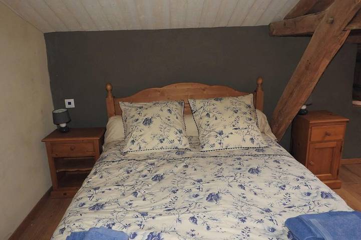 Location de vacances pour 6 personnes, avec jardin à Nueil-les-Aubiers - 4