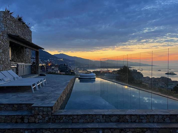 Villa pour 10 personnes, animaux acceptés à Cap-d'Ail
