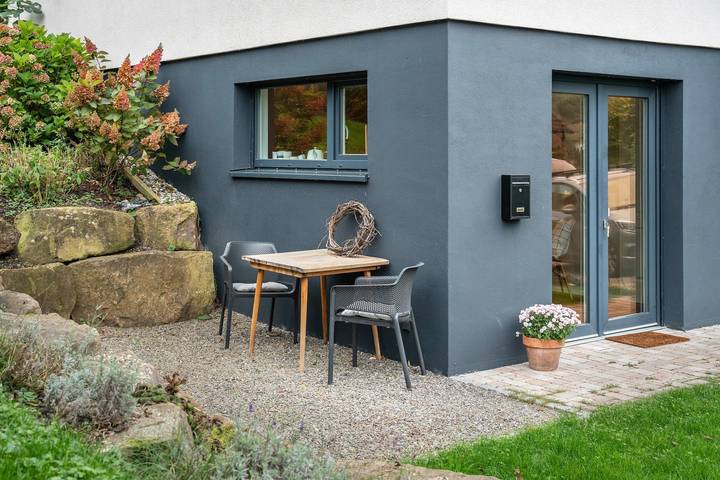 Ganze Wohnung, Ferienwohnung 'Fewo Kleines Glück' mit Privatterrasse und Wi-Fi in Friesenheim, Mittlerer Schwarzwald
