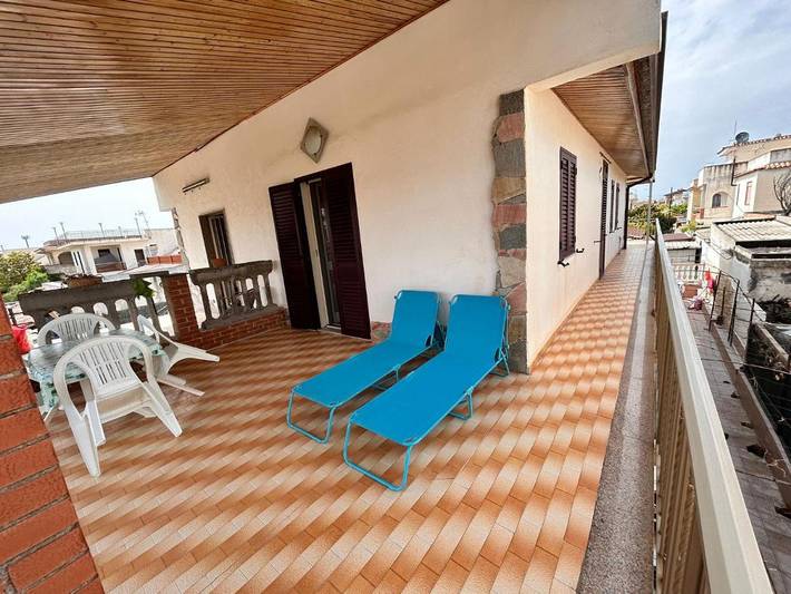 Gîte pour 4 personnes, avec balcon et vue à Agnone Bagni - 2