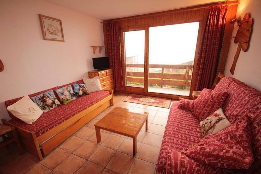 Apartamento entero, 200m del centro estación, Planta baja, vista pistas, balcón, tv, local para esquís, 26m² in Les Saisies, Albertville region