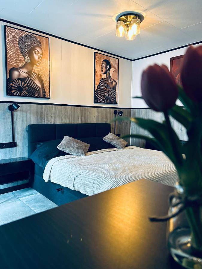 Chambre d’hôte pour 3 personnes, avec Terrasse ainsi que Jardin et Vue à Fauquemont