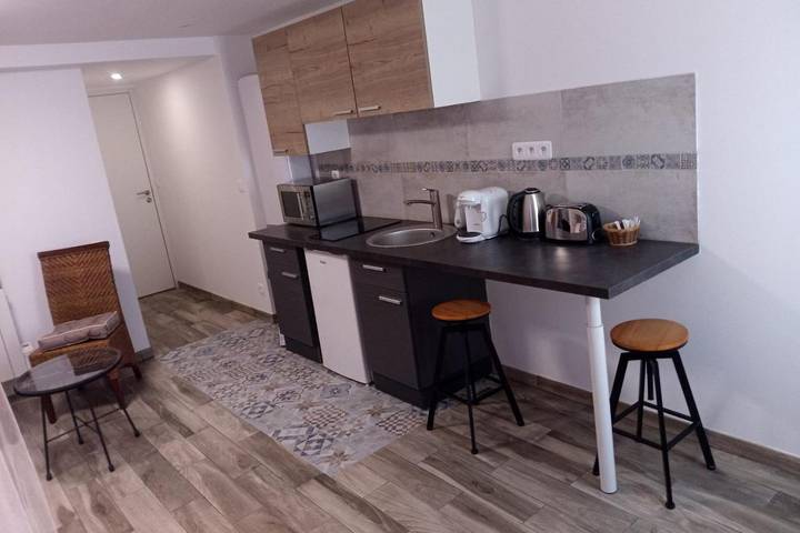 Appartement de vacances pour 2 personnes, avec jardin ainsi que terrasse et jacuzzi