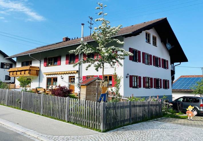 Ferienwohnung für 5 Personen, mit Ausblick und Garten in Königswinkel