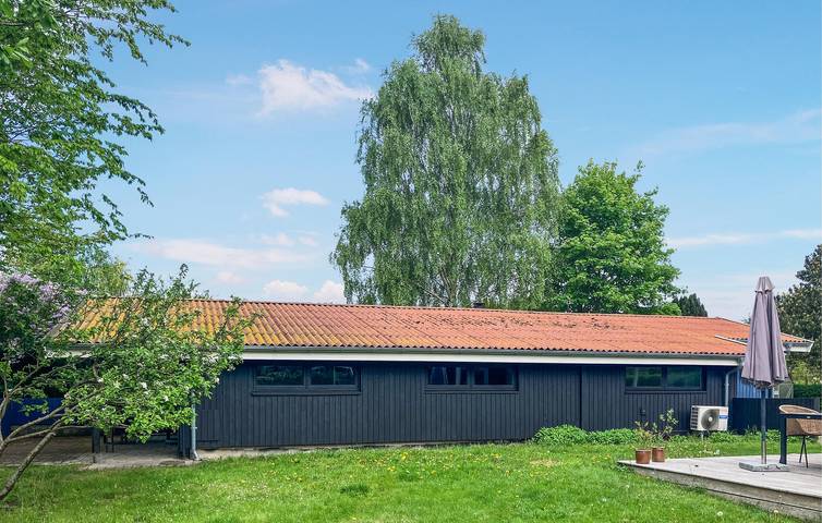Filter.beach_travel.vacation_home für 6 Personen, mit Terrasse und Garten in Vellerup - 2