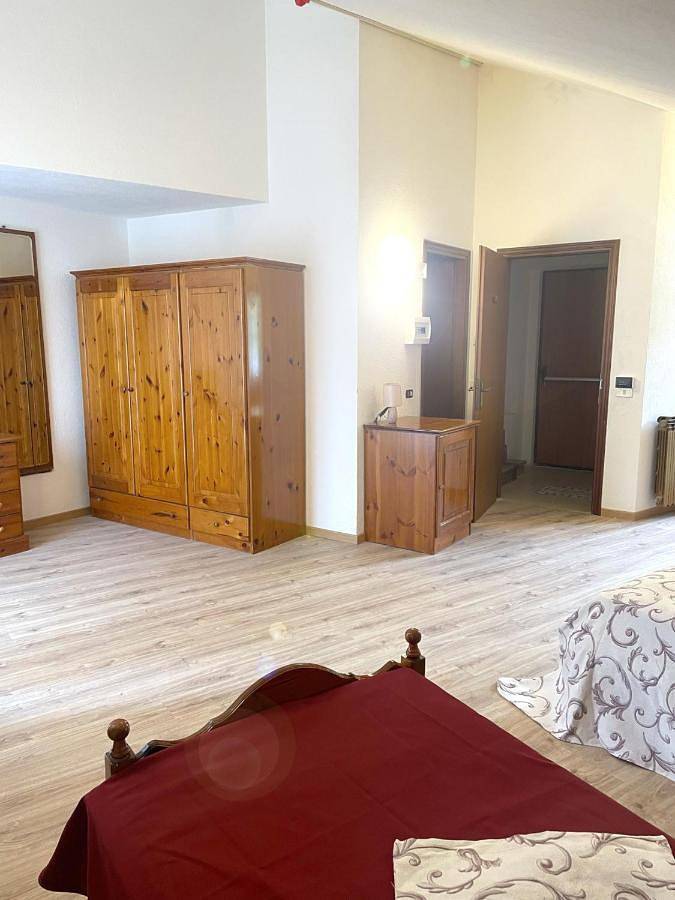 Hôtel pour 2 personnes, avec terrasse et vue, animaux acceptés dans Torgnon - 4