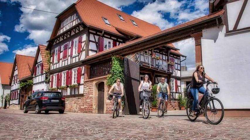 Ferienwohnung für 2 Personen, mit Terrasse in Kandel