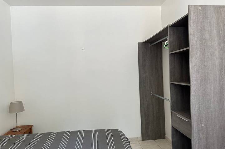 Location de vacances pour 6 personnes, avec jardin et terrasse dans Le Rocher - 4