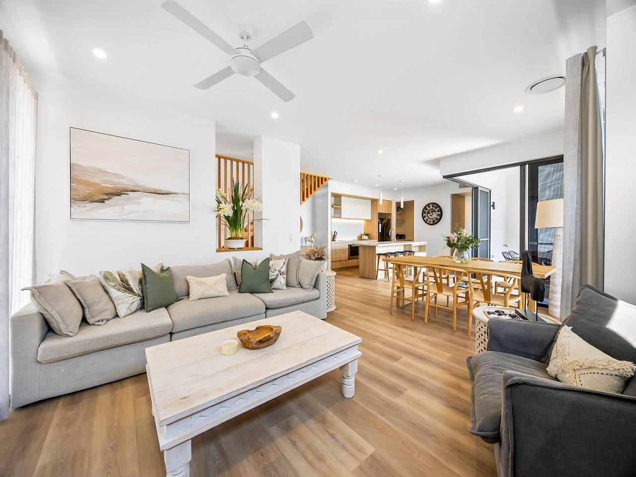 Apartamento entero, Impresionante casa de 3 dormitorios en Bokarina, a pasos de la playa in Sunshine Coast