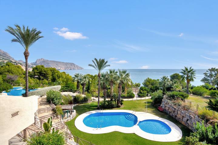 Finca für 7 Personen, mit Balkon und Garten sowie Kinderpool in Altea