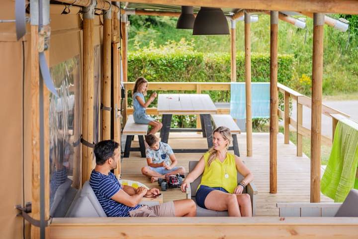 Camping für 8 Personen, mit Seeblick und Balkon/Terrasse sowie Terrasse in Südholland - 3