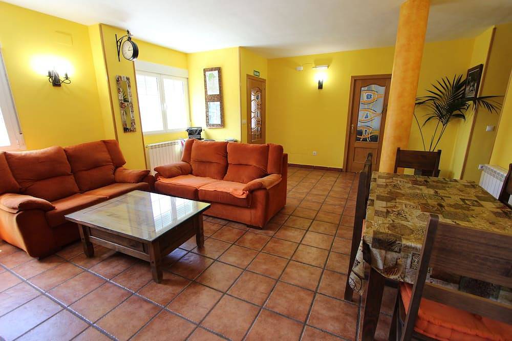 Casa Rural Las Riendas in Guardo, Cordillera Cantábrica