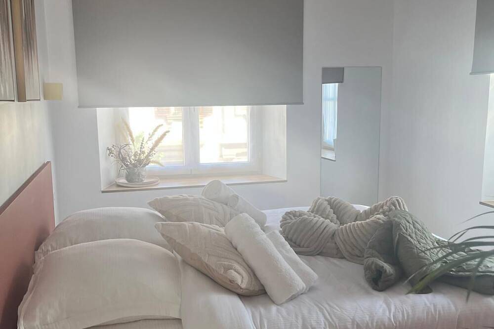 Appartement entier, Les Terrasses Ste Odile-Centre ville-climatisation-parking privatif in Obernai, Région de Sélestat-Erstein