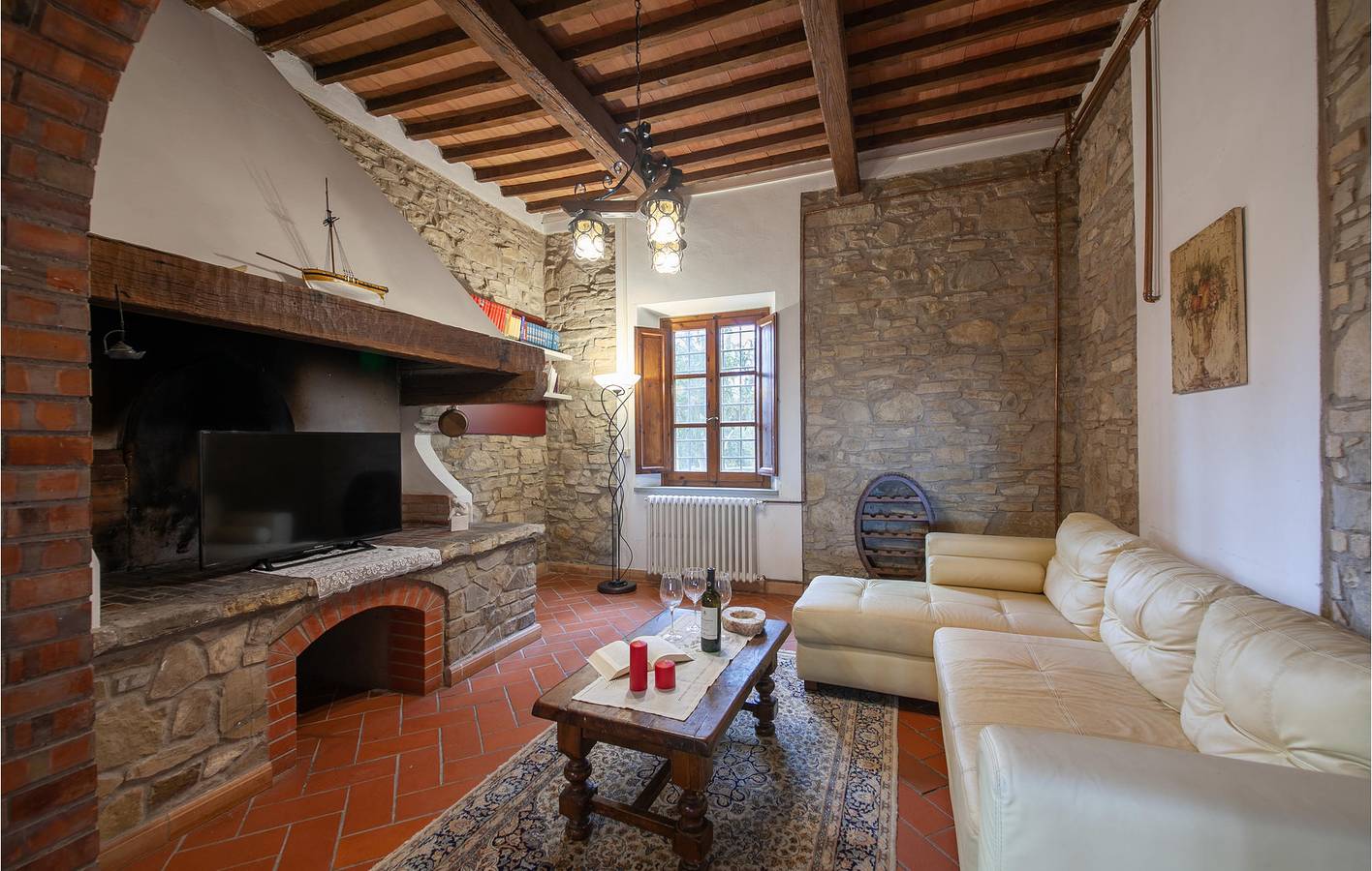 Appartamento di lusso con piscina e parcheggio - Montaione 2km in Montaione, Firenze province