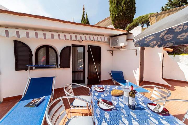 Ferienwohnung für 2 Personen, mit Balkon/Terrasse und Meerblick, mit Haustier in Porto Azzurro - 3