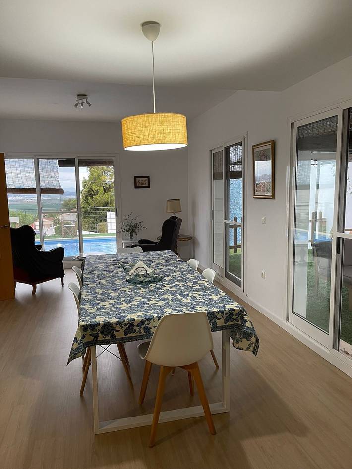 Casa rural para 10 personas, con piscina además de jacuzzi y jardín, Familias con niños en Hoya de Buñol - 4