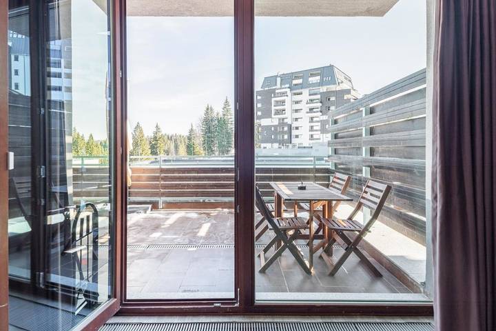 Gîte pour 6 personnes, avec sauna ainsi que balcon et jacuzzi dans Poiana Brasov - Brasov - 3