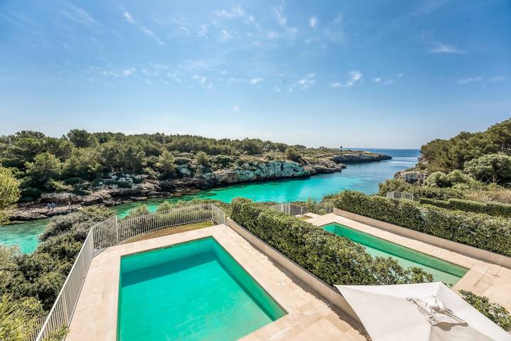 Seafront Villa Cel with Sea View, Pool, Terrace & Wi-Fi in Cala Blanes, Ciutadella
