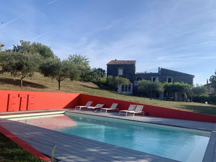Location de vacances pour 11 personnes, avec piscine ainsi que terrasse et jardin à Saint-Lager-Bressac - 3