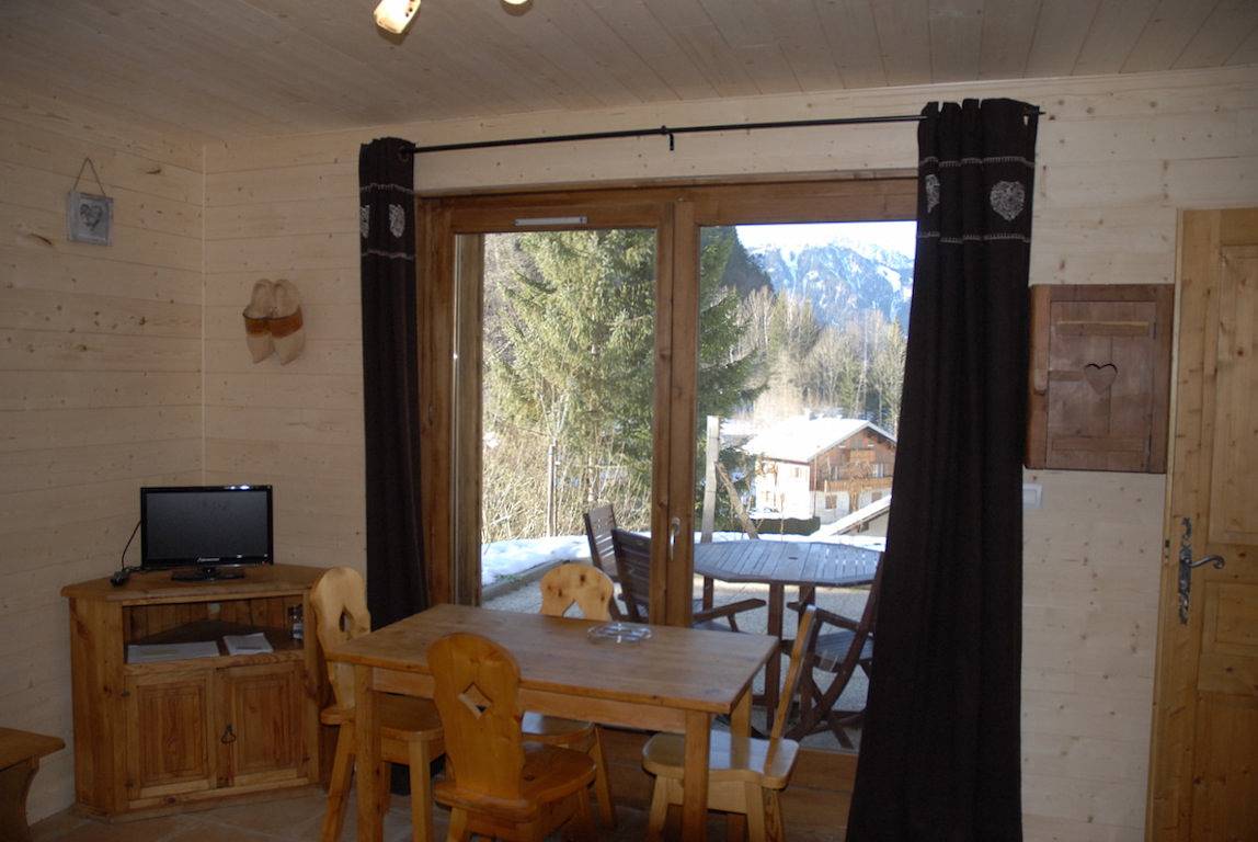 Appartement entier, Gîte indépendant, plain-pied, terrasse, accès autonome, ch-vac. in Abondance, Les Portes du Soleil