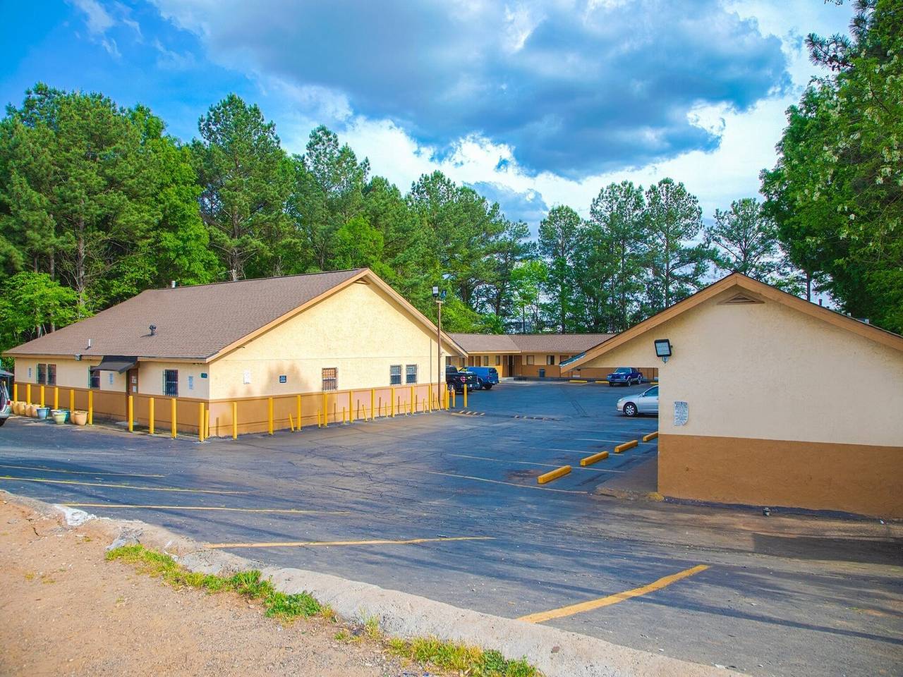 Apartamento entero, Cama Queen Premium | No fumadores in Panthersville, Georgia (Estados Unidos)