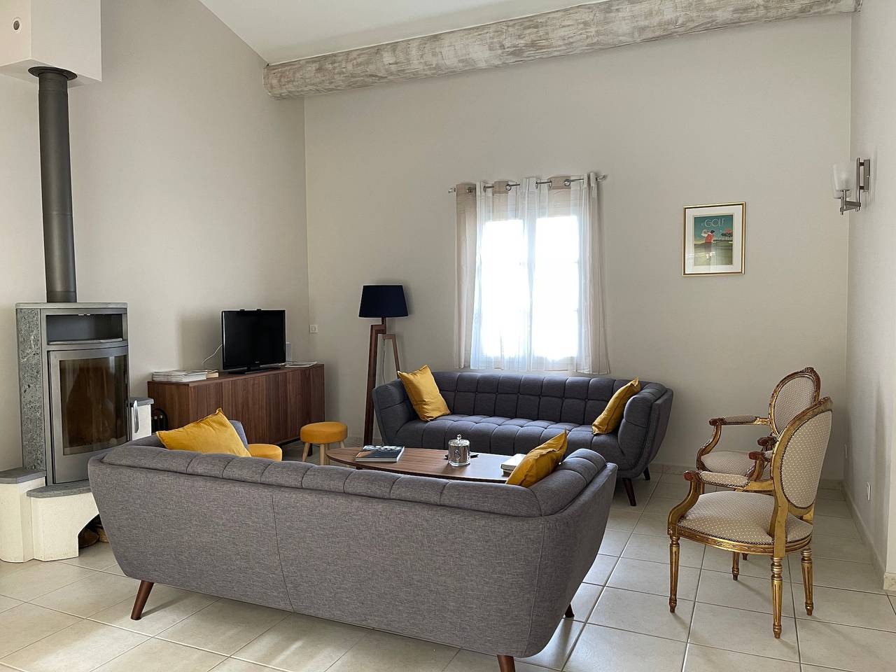 Villa avec piscine privée sur le golf, Wi-Fi et climatisation in Mallemort, Région d'Arles