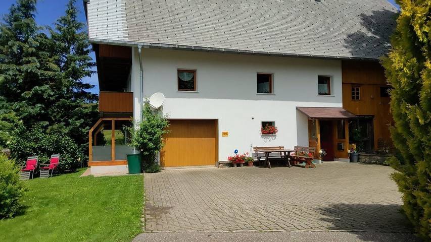 Gîte pour 2 personnes, avec jardin à Titisee-Neustadt