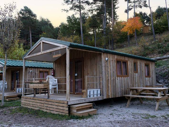 Bungalow para 4 personas, con piscina en Pirineos