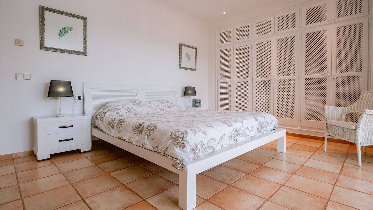 Chalet para 10 personas con balcón in Cala Llonga, Santa Eulària des Riu