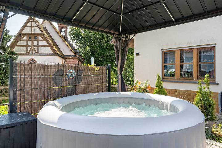 Gîte pour 4 personnes, avec jardin et jacuzzi à Zell am Harmersbach - 2