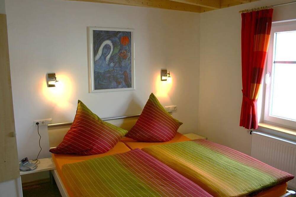 Ganze Wohnung, Ferienwohnung Schweicher Mitte - 2-Bettwohnung *** in Schweich, Moseleifel