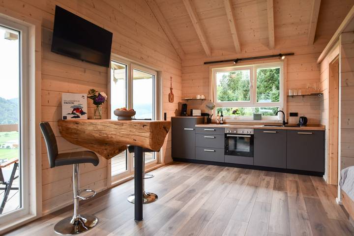 Apartment 'Panoramahisli 4' with Mountain View, Balcony and Air Conditioning in Fischerbach, Kinzig Valley