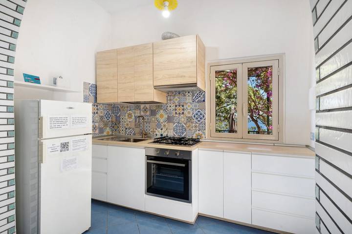 Entire apartment, Apartment 'Blue Amalfi Coast' with Sea View, Wi-Fi and Air Conditioning in Spiaggia di Sovarano, Maiori